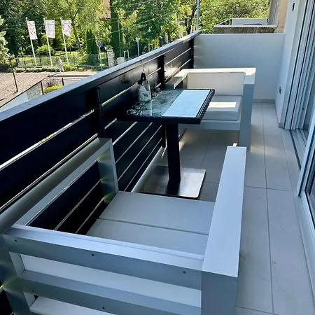 B32 Apartment Balatonfured Exterior photo